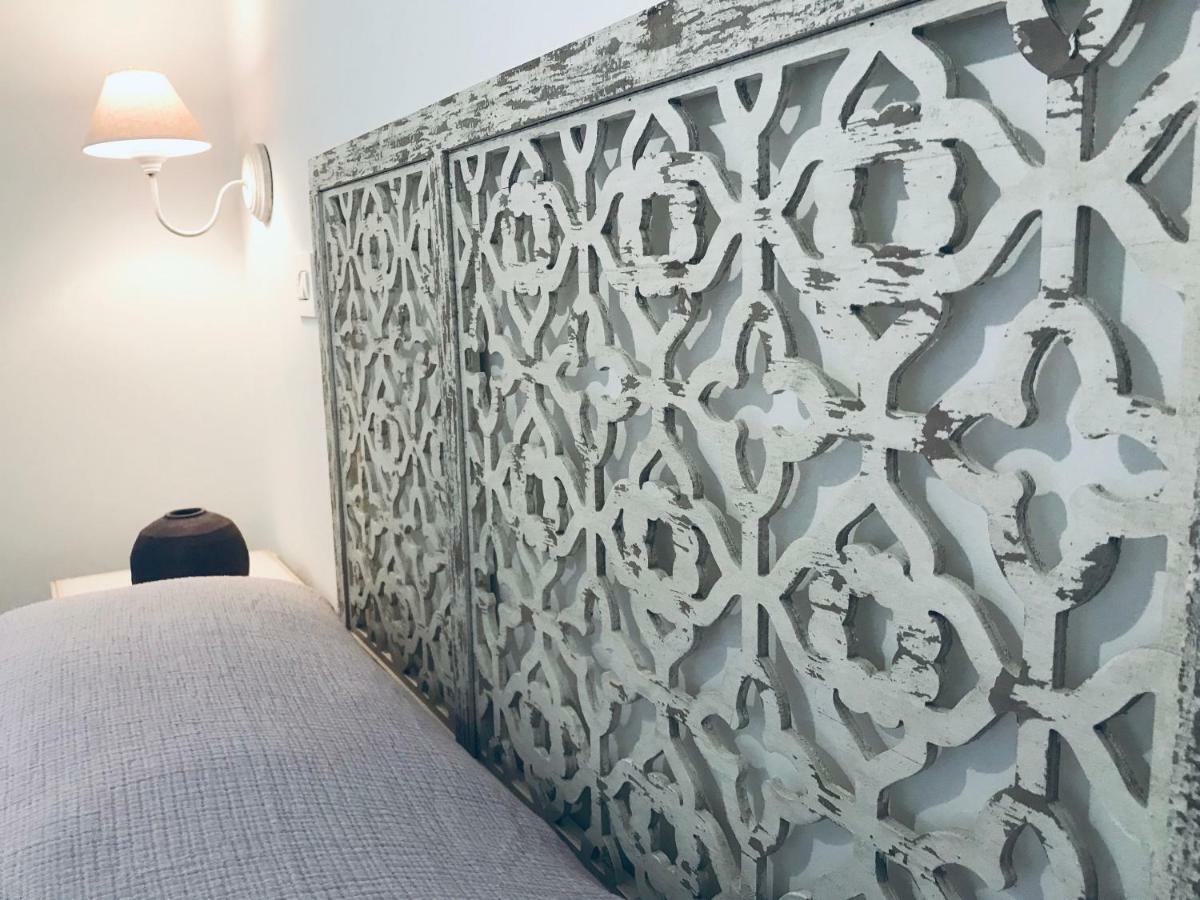 Bellhome 3 - Elegante Appartamento Nel Centro Di Bari Kültér fotó